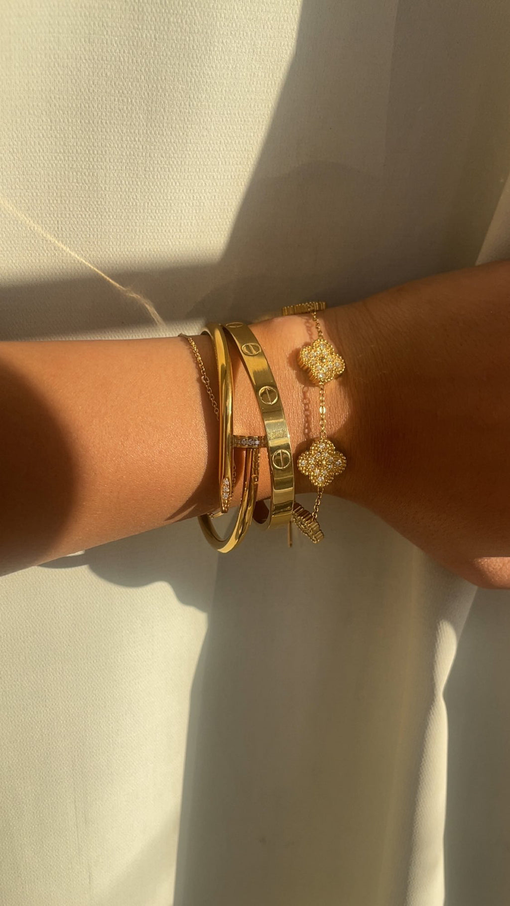 Nail-Rose Bangle